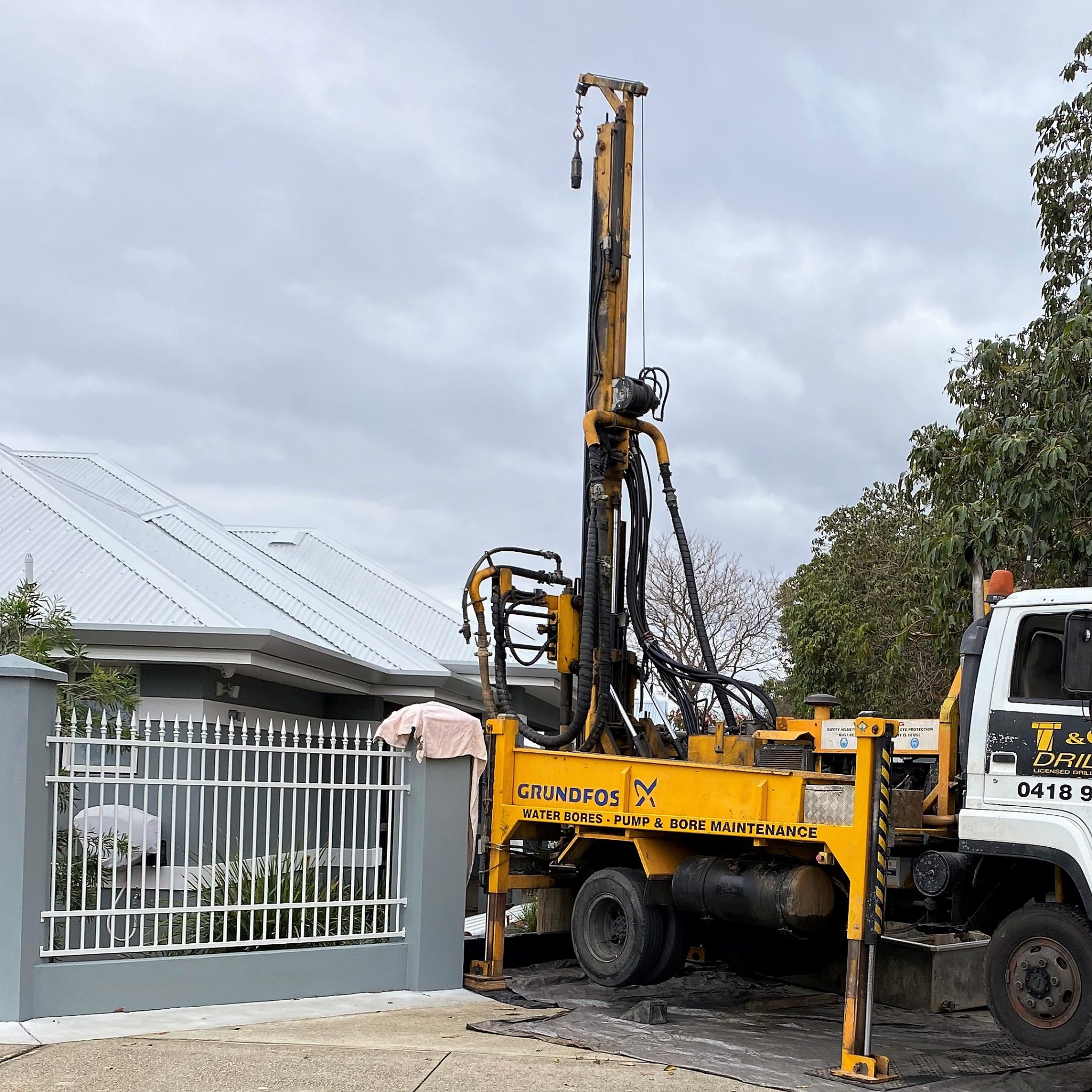 Drilling over low wall Virgin Bores